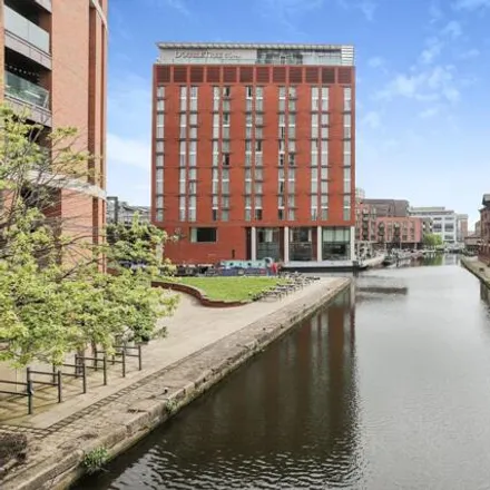 Image 5 - Granary Wharf, Candle House, Wharf Approach, Leeds, LS1 4GJ, United Kingdom - Apartment for sale