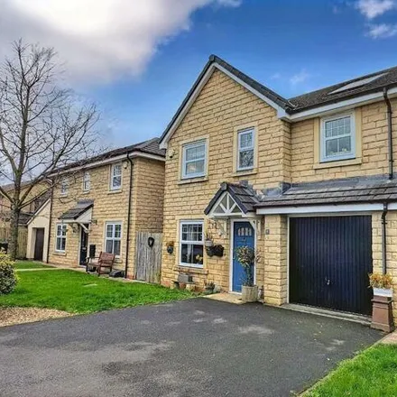 Buy this 4 bed house on Chapel Close in Clitheroe, BB7 2QT