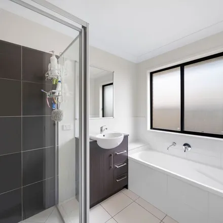 Image 9 - Dixon Drive, Pimpama QLD 4209, Australia - Apartment for rent