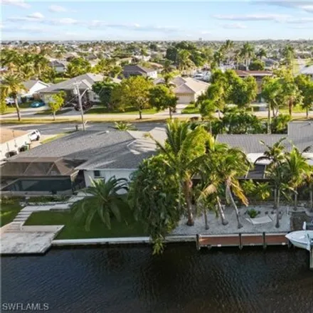 Image 4 - 1934 Everest Parkway, Cape Coral, FL 33904, USA - House for sale