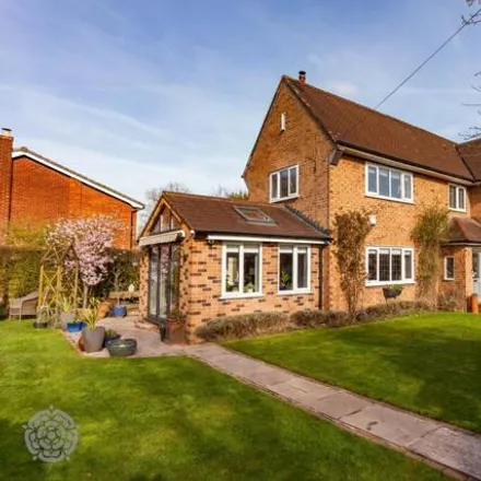 Buy this 4 bed house on Common Lane in Twiss Green, Culcheth