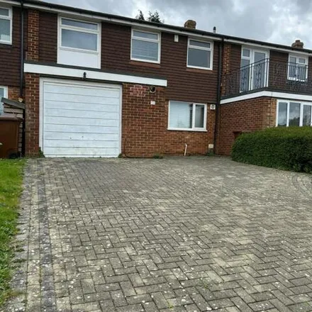 Rent this 3 bed house on Childscroft Road in Rainham, ME8 7ST