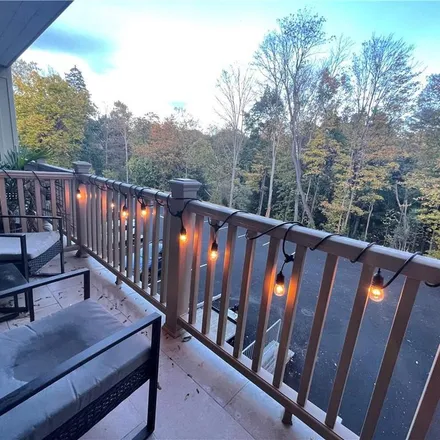 Image 6 - Whispering Pines of Chappaqua, Bedford Road, Chappaqua, New Castle, NY 10514, USA - Apartment for rent