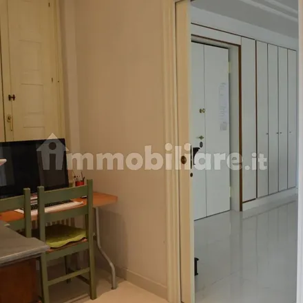 Image 7 - Via Gianvincenzo Quaranta, 84122 Salerno SA, Italy - Apartment for rent