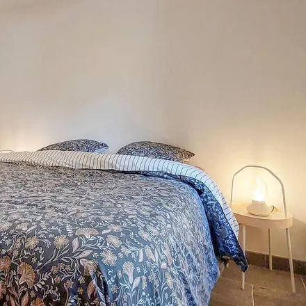 Rent this 1 bed apartment on Mortagne-sur-Gironde in Grande Rue, 17120 Mortagne-sur-Gironde