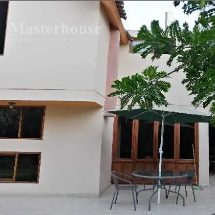 Buy this studio house on Estacionamiento Metro in Calle Las Zarzamoras, La Molina