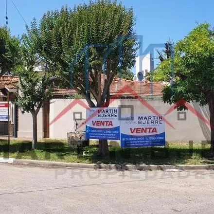 Buy this 3 bed house on Centro Comercial "Alas" in El Tacuapí 4400, Partido de La Matanza