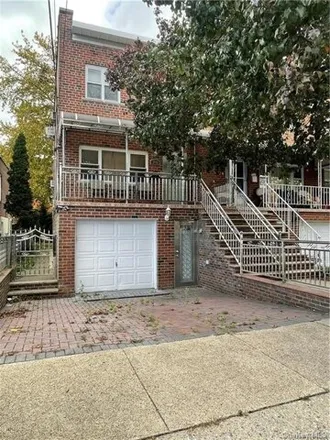 Buy this 3 bed house on 2560 Fenton Avenue in New York, NY 10469