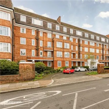 Buy this studio apartment on Newbury House in 4-76 Sutton Court Road, London