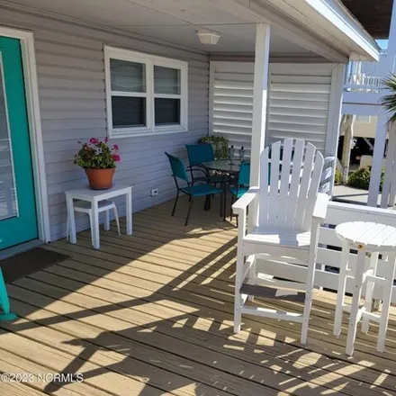 Image 3 - 195 East 1st Street, Ocean Isle Beach, Brunswick County, NC 28469, USA - House for sale