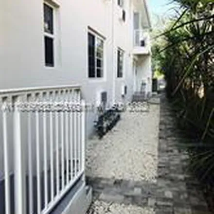 Image 9 - 1990 Marseille Drive, Isle of Normandy, Miami Beach, FL 33141, USA - Apartment for rent