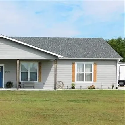 Buy this 3 bed house on 298 East 7th Street in Holden, MO 64040