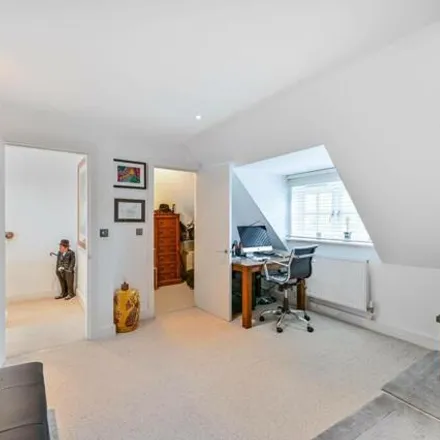 Image 5 - Lower Cookham Road, Maidenhead, SL6 8PE, United Kingdom - Apartment for rent