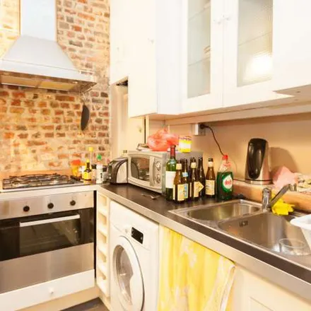 Rent this 1 bed apartment on Rue Sainte-Thérèse - Sint-Theresiastraat 1 in 1000 Brussels, Belgium