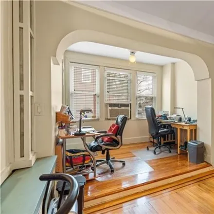 Image 8 - 3904 Avenue T, New York, NY 11234, USA - House for sale