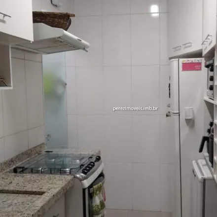 Buy this 2 bed apartment on Rua Doutor Pereira Barreto in Jardim Áurea, Poá - SP