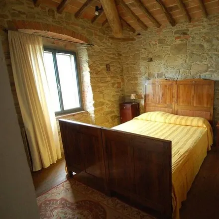 Rent this 4 bed house on Civitella in Val di Chiana in Arezzo, Italy
