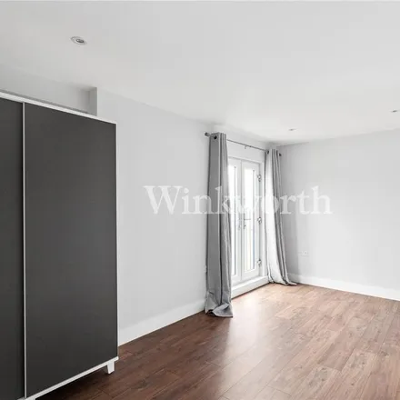 Image 6 - 618 Green Lanes, London, N8 0RE, United Kingdom - Apartment for rent