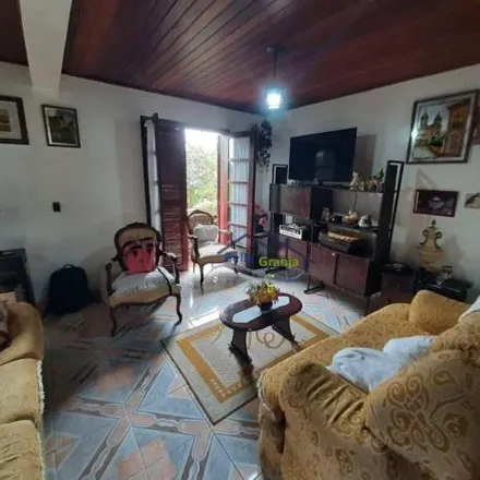 Rent this 3 bed house on Rua Gaspar Dias in Parque Rincão, Cotia - SP