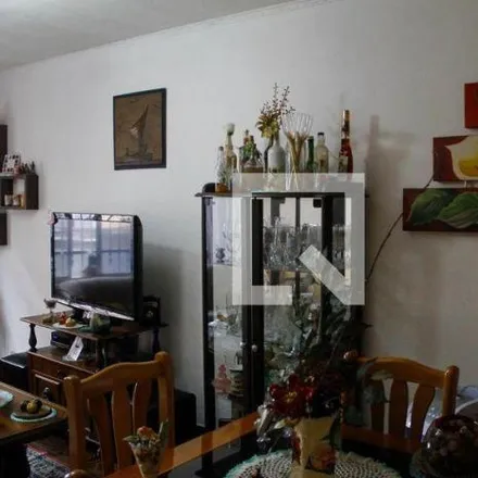 Buy this 2 bed house on Rua Manoel Frenedes Lopes in Mauá, São Caetano do Sul - SP