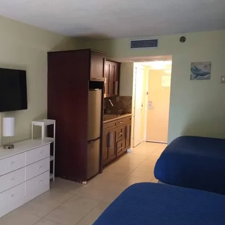 Image 4 - Sunny Isles Beach, FL - Apartment for rent