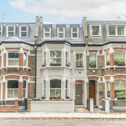 Rent this 5 bed townhouse on Lady Margaret School in Parsons Green, London