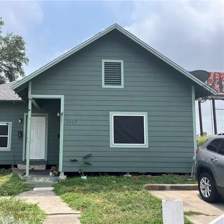 Buy this 2 bed house on 1657 Comanche Street in Corpus Christi, TX 78401