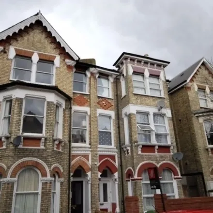 Rent this 1 bed apartment on 6 Oakhurst Grove in London, SE22 0HX