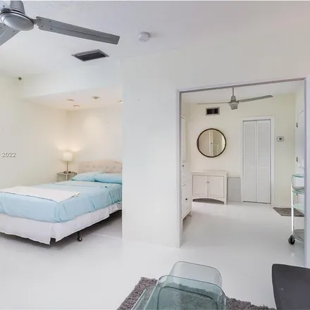 Image 2 - 1200 Pennsylvania Avenue, Miami Beach, FL 33139, USA - Apartment for rent
