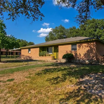 Buy this 3 bed house on 700 Dunbar Drive in Bryan, TX 77803