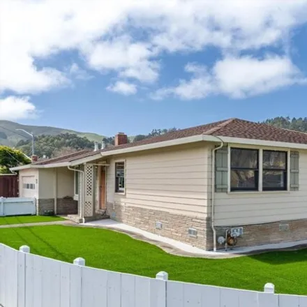 Buy this 3 bed house on 1214 Peralta Road in Pacifica, CA 94044