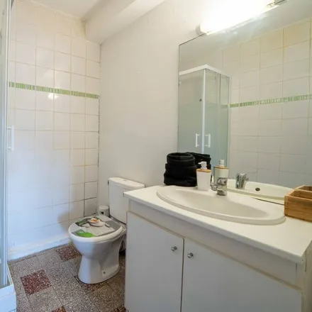 Image 4 - 34500 Béziers, France - Apartment for rent