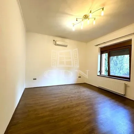 Image 6 - Kaposvár, Kossuth Lajos utca 73, 7400, Hungary - Apartment for rent