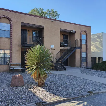 Image 1 - 3509 Tulane Drive Northeast, Albuquerque, NM 87107, USA - Duplex for rent
