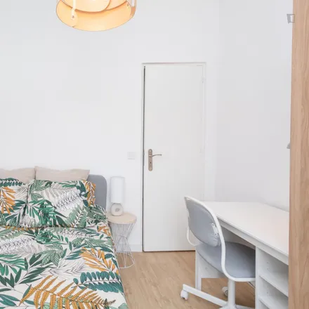 Rent this 5 bed room on Calçada Luís de Freitas Branco in Sintra, Portugal