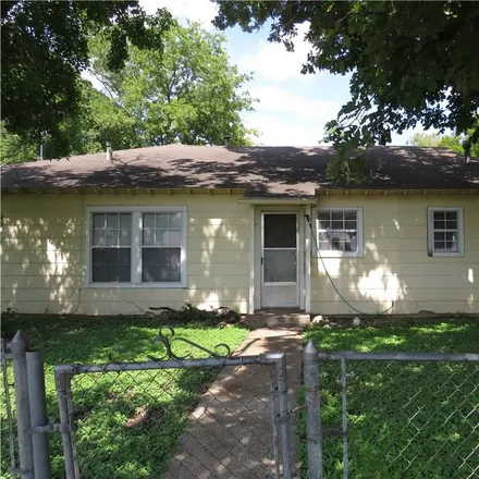 Buy this studio duplex on 1103 Jacqueline Street in Killeen, TX 76541