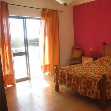 Rent this 3 bed house on Rua de Portugal in 8100-082 Loulé, Portugal
