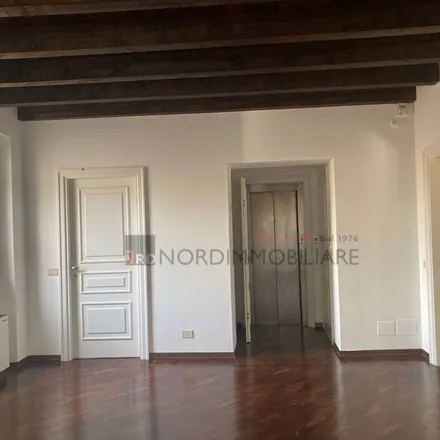 Image 3 - Contrada delle Bassiche, 25122 Brescia BS, Italy - Apartment for rent