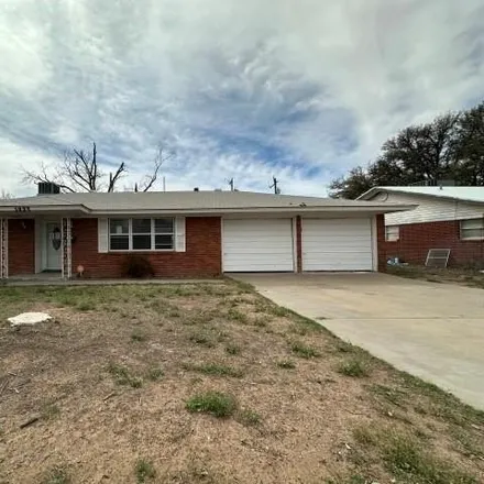 Buy this 3 bed house on 1055 East San Antonio Street in Kermit, TX 79745