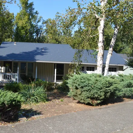 Buy this 3 bed house on 3587 Wilshire Lane in Eugene, OR 97405