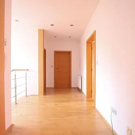 Image 6 - MOL, Jesenice u Prahy, Budějovická, 252 42 Kocanda, Czechia - Apartment for rent