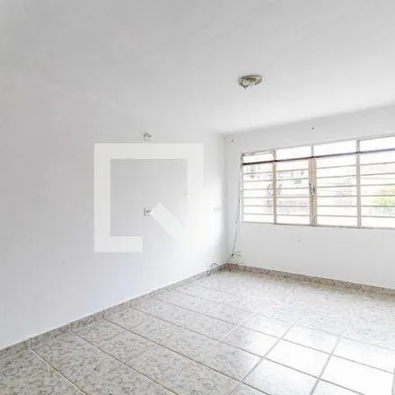 Buy this 4 bed house on Colégio Thabata Oliveira in Avenida Sebastião Eugênio de Camargo 984, Rio Pequeno