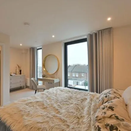 Image 4 - Rosebery Road, Kings Avenue, London, SW4 8BF, United Kingdom - Townhouse for rent