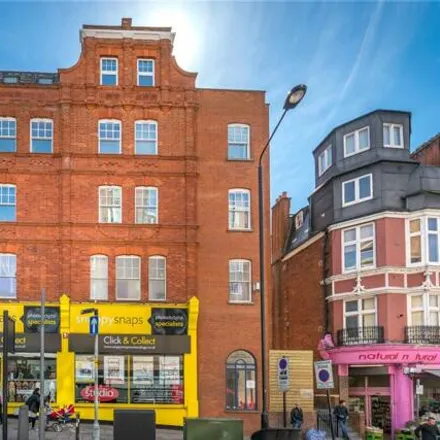 Buy this 1 bed apartment on Marlborough House in 179-189 Finchley Road, London