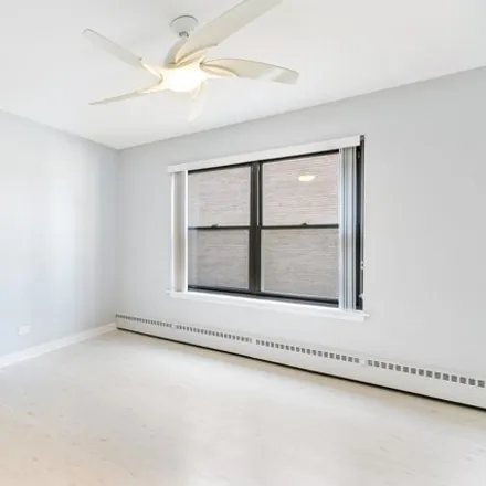 Image 7 - 5858 North Sheridan Road, Chicago, IL 60660, USA - Apartment for rent