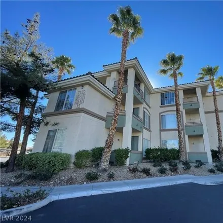 Rent this 1 bed condo on SkinnyFats in 8680 West Warm Springs Road, Enterprise