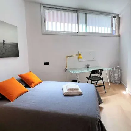 Image 3 - Rambla de la Muntanya, 92, 08041 Barcelona, Spain - Apartment for rent