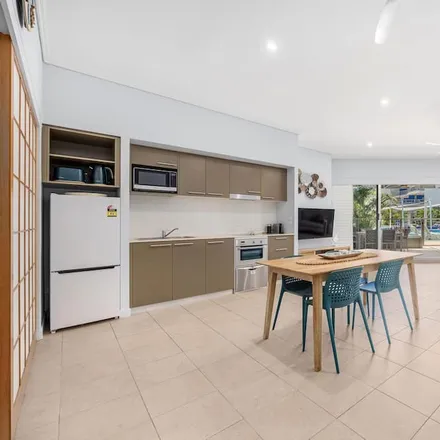 Image 2 - Urangan, Fraser Coast Regional, Queensland, Australia - Apartment for rent