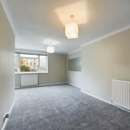 Rent this 3 bed apartment on 1-9 Lansdown Road in Cheltenham, GL51 6QN