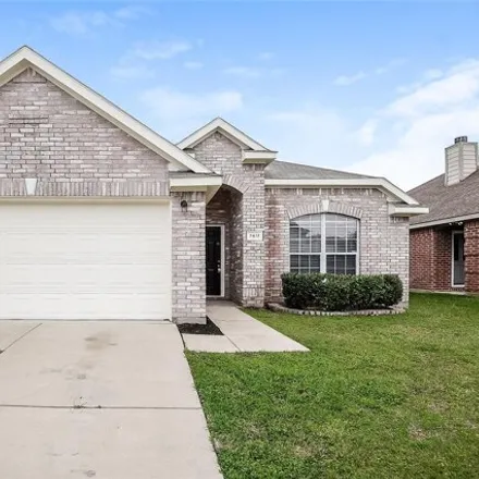 Rent this 3 bed house on 7417 Snow Ridge Drive in Fort Worth, TX 76123